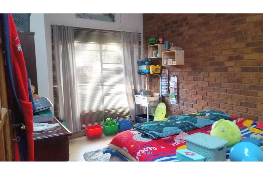 5 Bedroom Property for Sale in Elandsrand North West